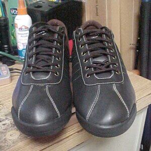 Brunswick Mens Size 12 Bowling Shoes